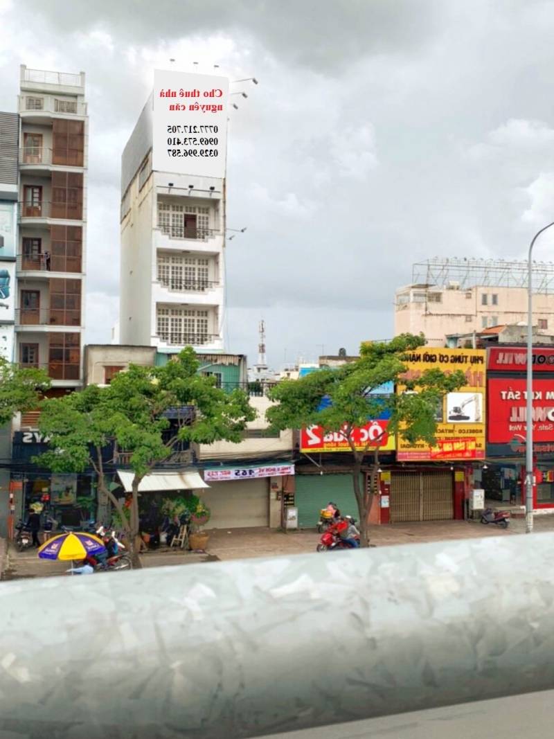 cho thuê bảng quảng cáo ngay ngã 4 hàng xanh